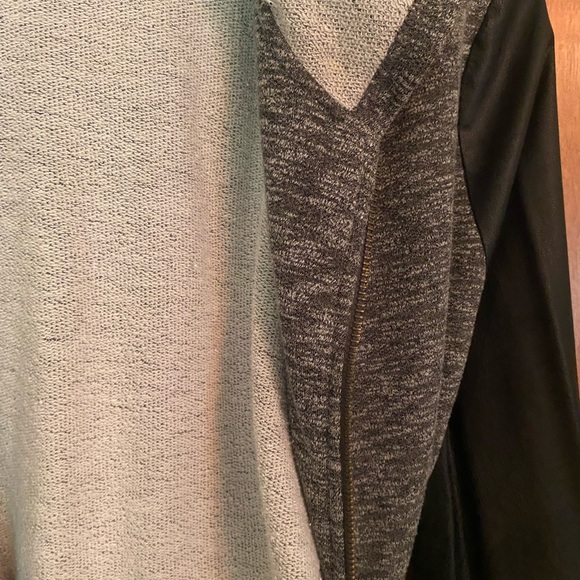 Caruso Caruso zip up hoodie leather like sleeves size L - Picture 9 of 9